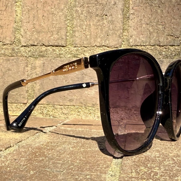 BRAND NEW AUTHENTIC Women’s Gucci Sunglasses  GG1719 56 21-142 main image 4